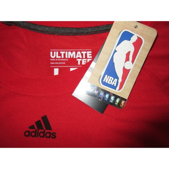 Adidas Men's Chicago Bulls NBA Ultimate Tee SS T Shirt Red White Small NWT - Picture 2 of 4
